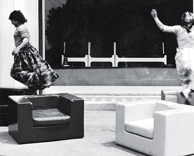 zanotta_1150-throw-away_plus_2